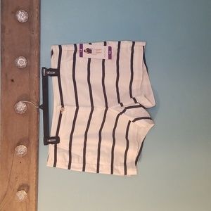 NWT Nautica Women's Shorts SZ 14
